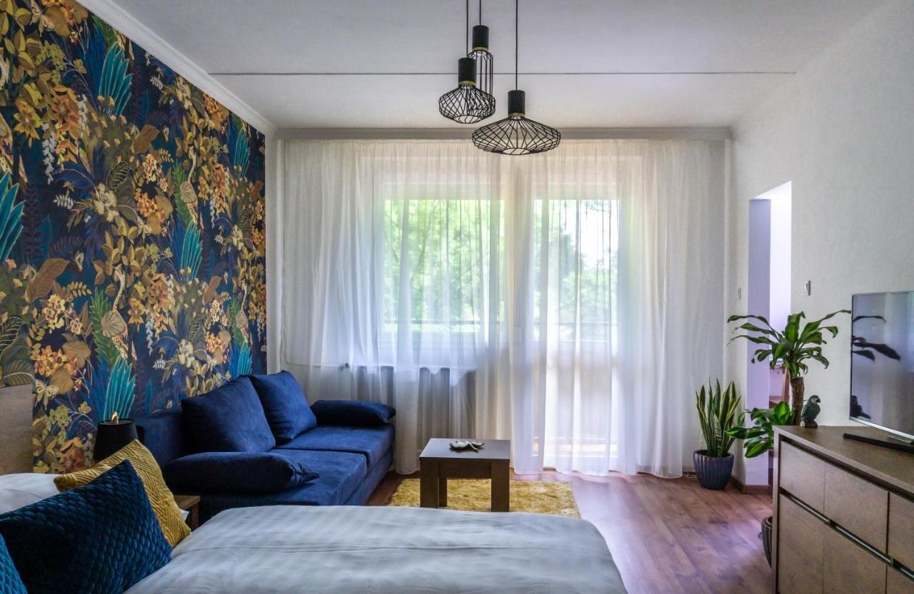 Secret Garden Apartman ميسكولك المظهر الخارجي الصورة