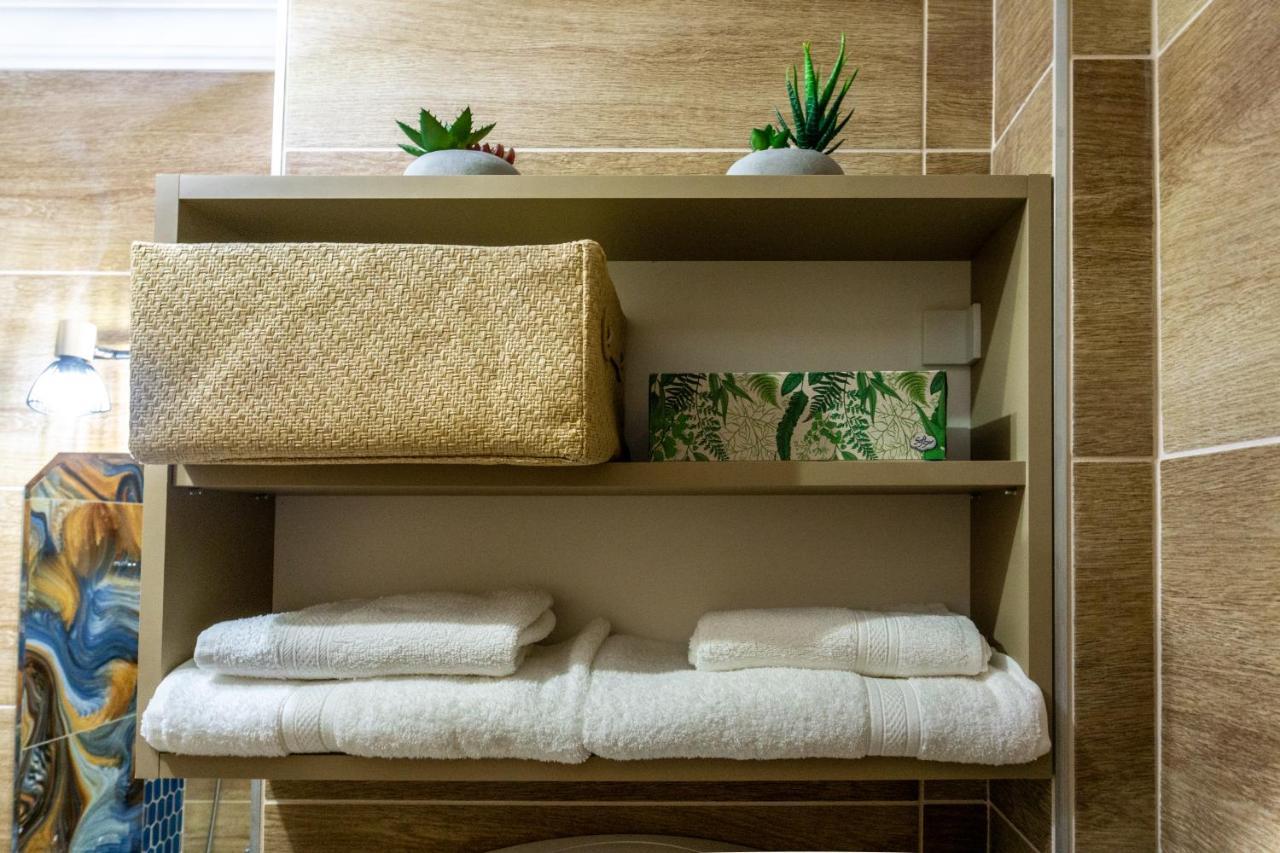 Secret Garden Apartman ميسكولك المظهر الخارجي الصورة